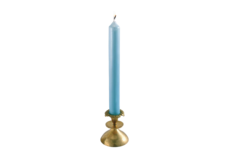 Free Premium PNG There is a candle that is lit on a transparent background