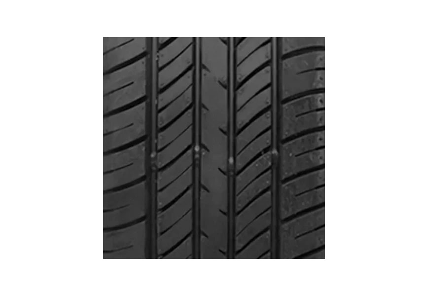 Free Premium PNG Thunderer Mach R201 tire close up pattern | Close-up of tire against black 