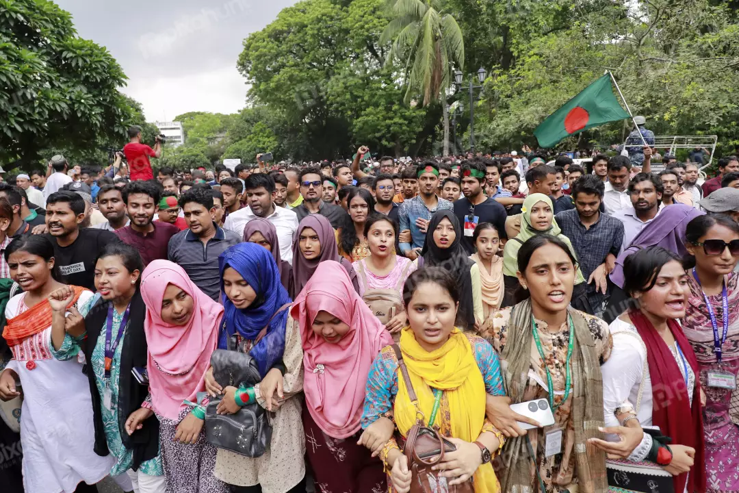 Free Premium Stock Photos Protesters gather at the High Court premises demanding the resignation of Obaidul Hassan